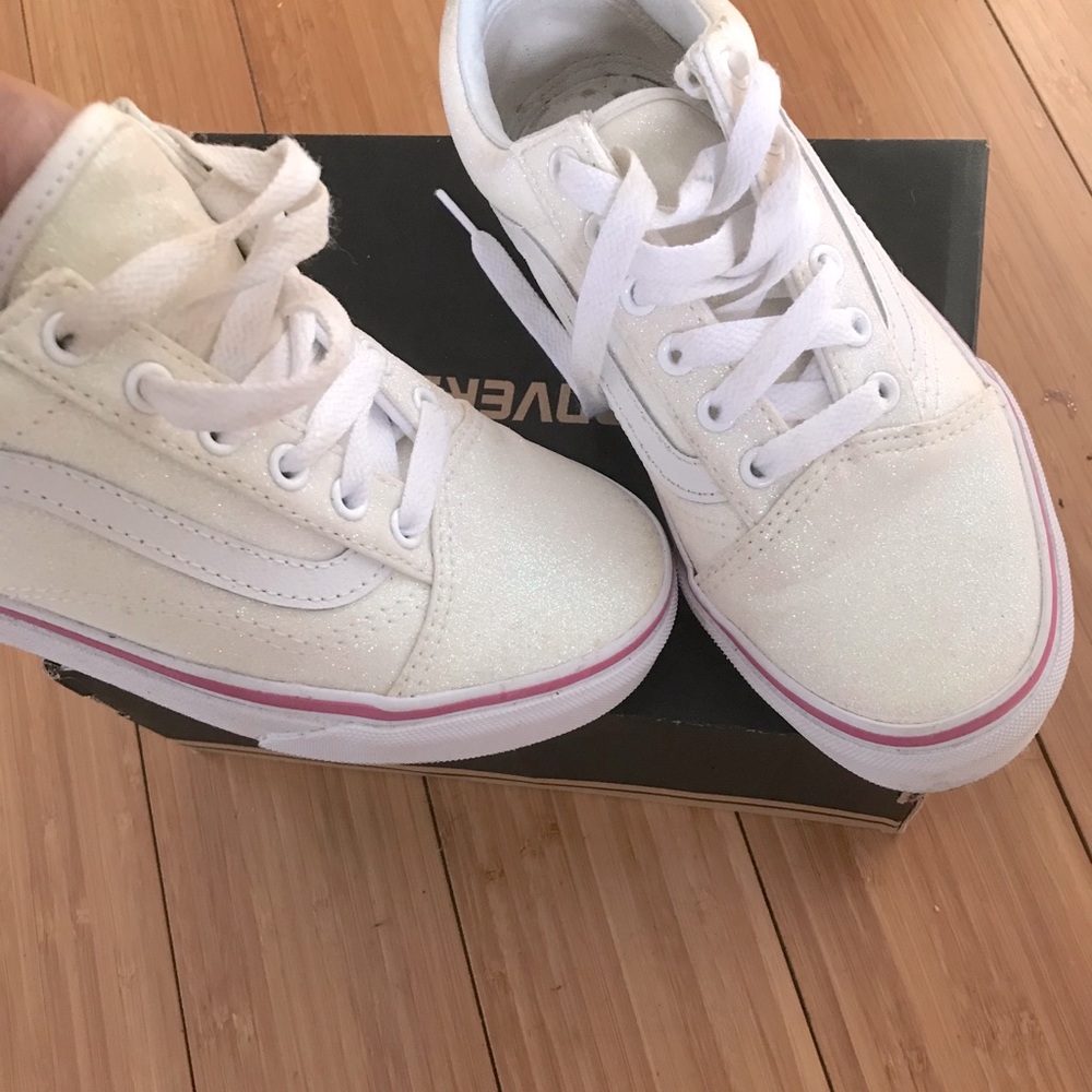 GIRLS Vans glitter white sneakers, size 2.5